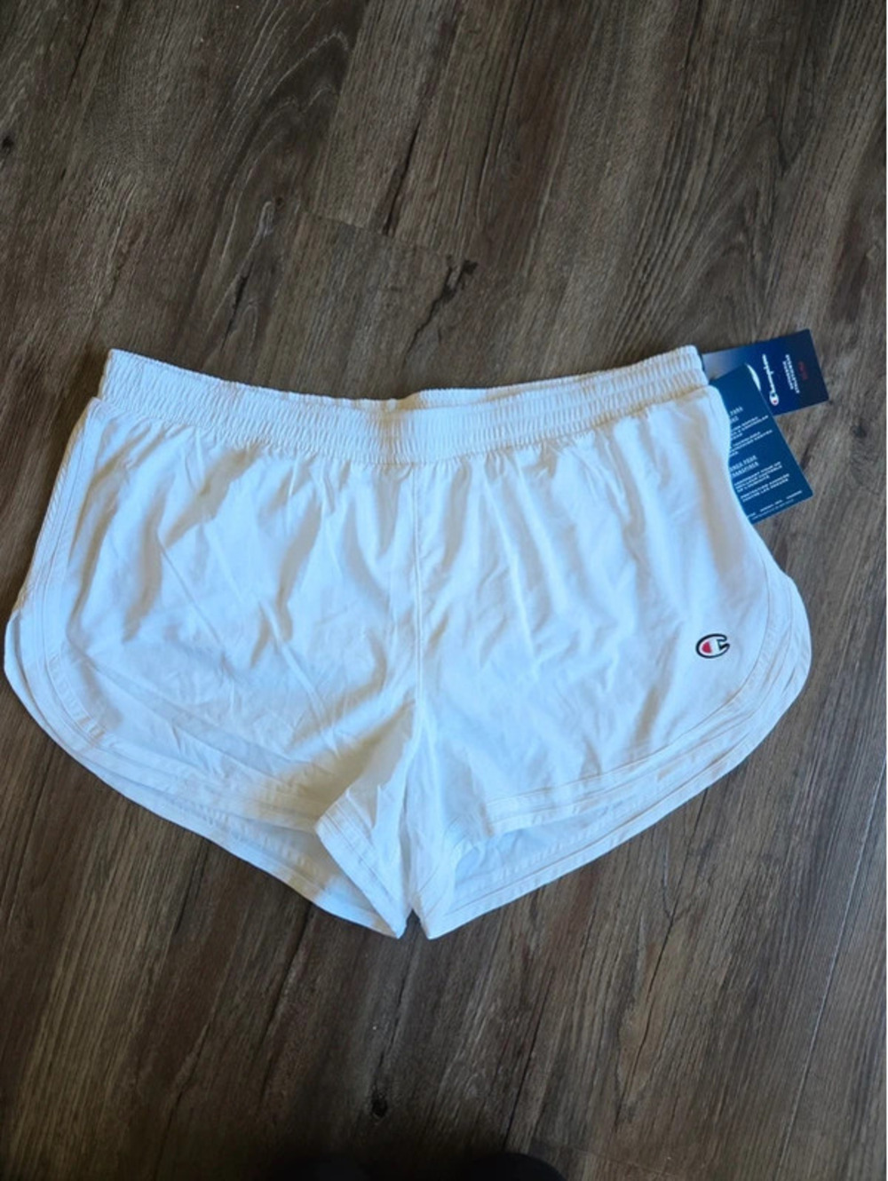 Nwt champion white athletic shorts size xl